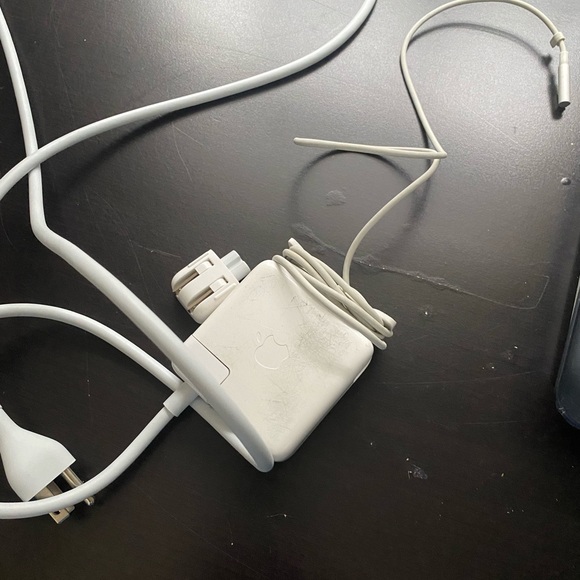 MacBook Pro - Picture 13 of 13